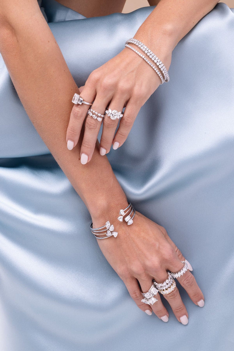 WOMEN'S RINGS