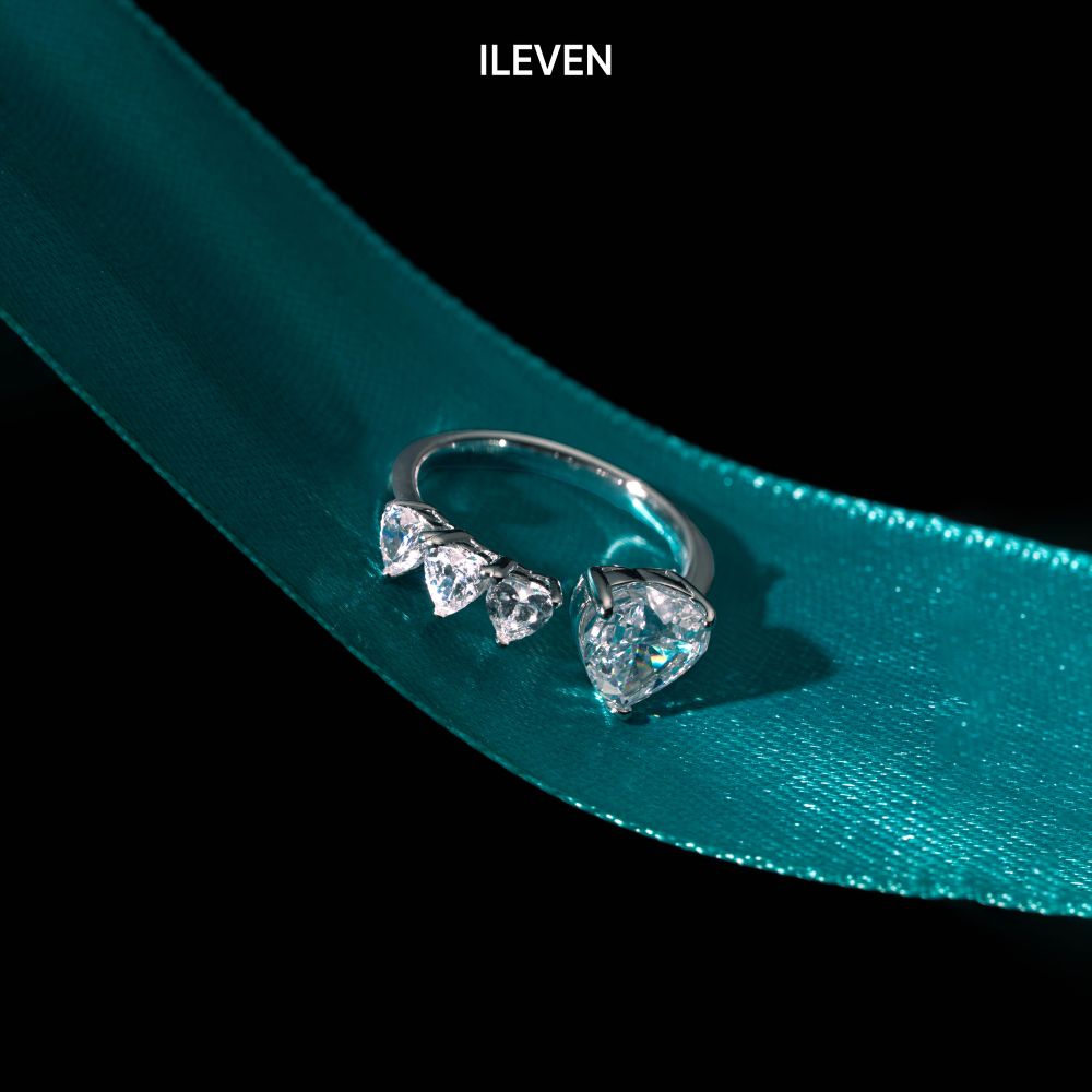 HEART TRIO RING – CRAFTED IN STERLING SILVER