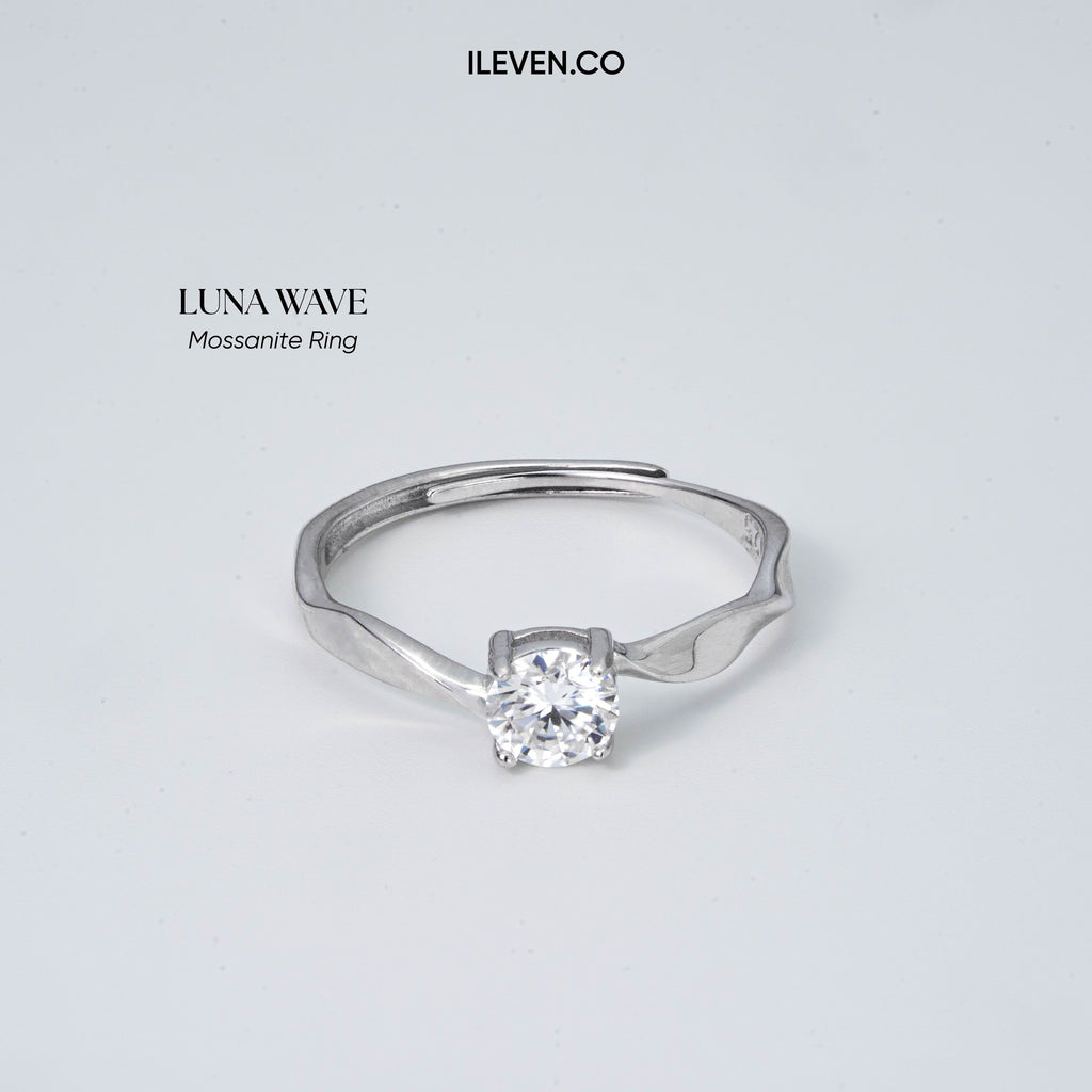 LUNA WAVE RING – CRAFTED IN STERLING SILVER