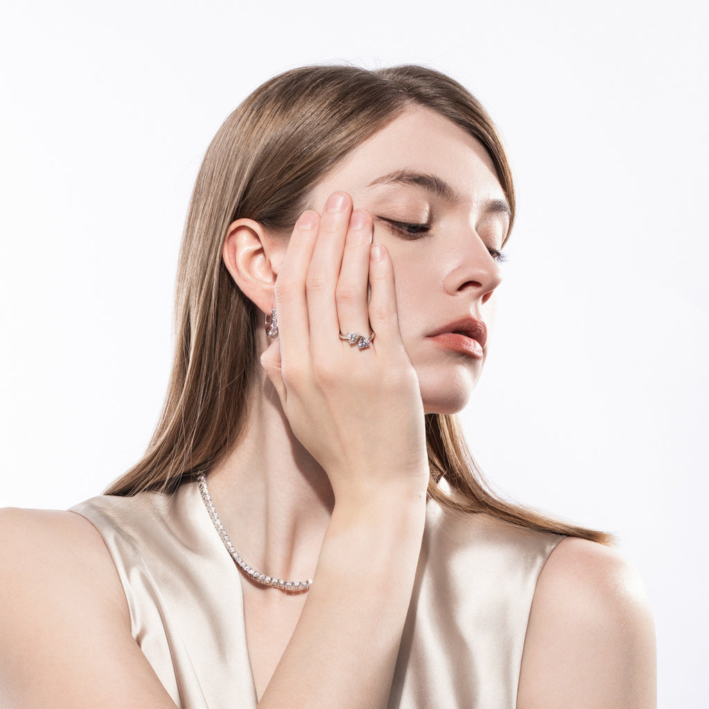 NHẪN HEART DUO MOISSANITE – ĐƯỢC CHẾ TẠO BẠC STERLING VỚI ETERNAGOLD™