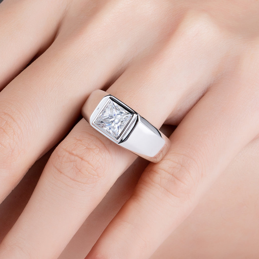 NHẪN MOISSANITE REGAL PRINCE – ĐƯỢC CHẾ TẠO BẠC STERLING VỚI ETERNAGOLD™