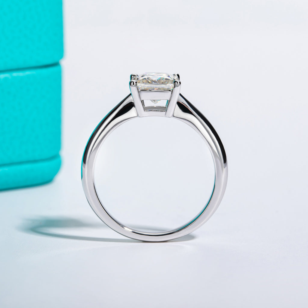 NHẪN SOLITAIRE CẮT CÔNG CHÚA – ĐƯỢC CHẾ TẠO BẠC STERLING VỚI ETERNAGOLD™