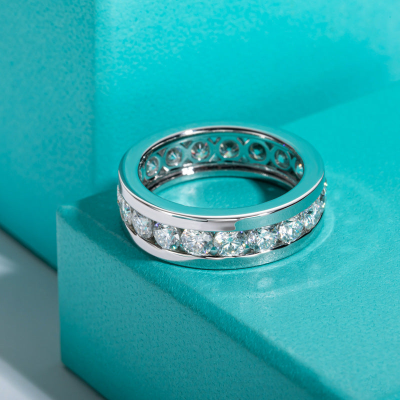 NHẪN ETERNA BAND MOISSANITE – ĐƯỢC CHẾ TẠO BẰNG BẠC STERLING VỚI ETERNAGOLD™