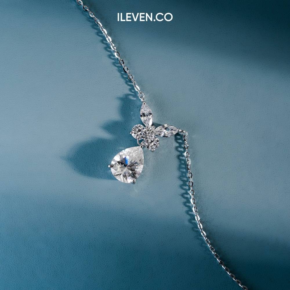 VÒNG CỔ TEARDROP ELEGANCE – ĐƯỢC CHẾ TẠO BẰNG BẠC STERLING VỚI TRIPLESHIELD™