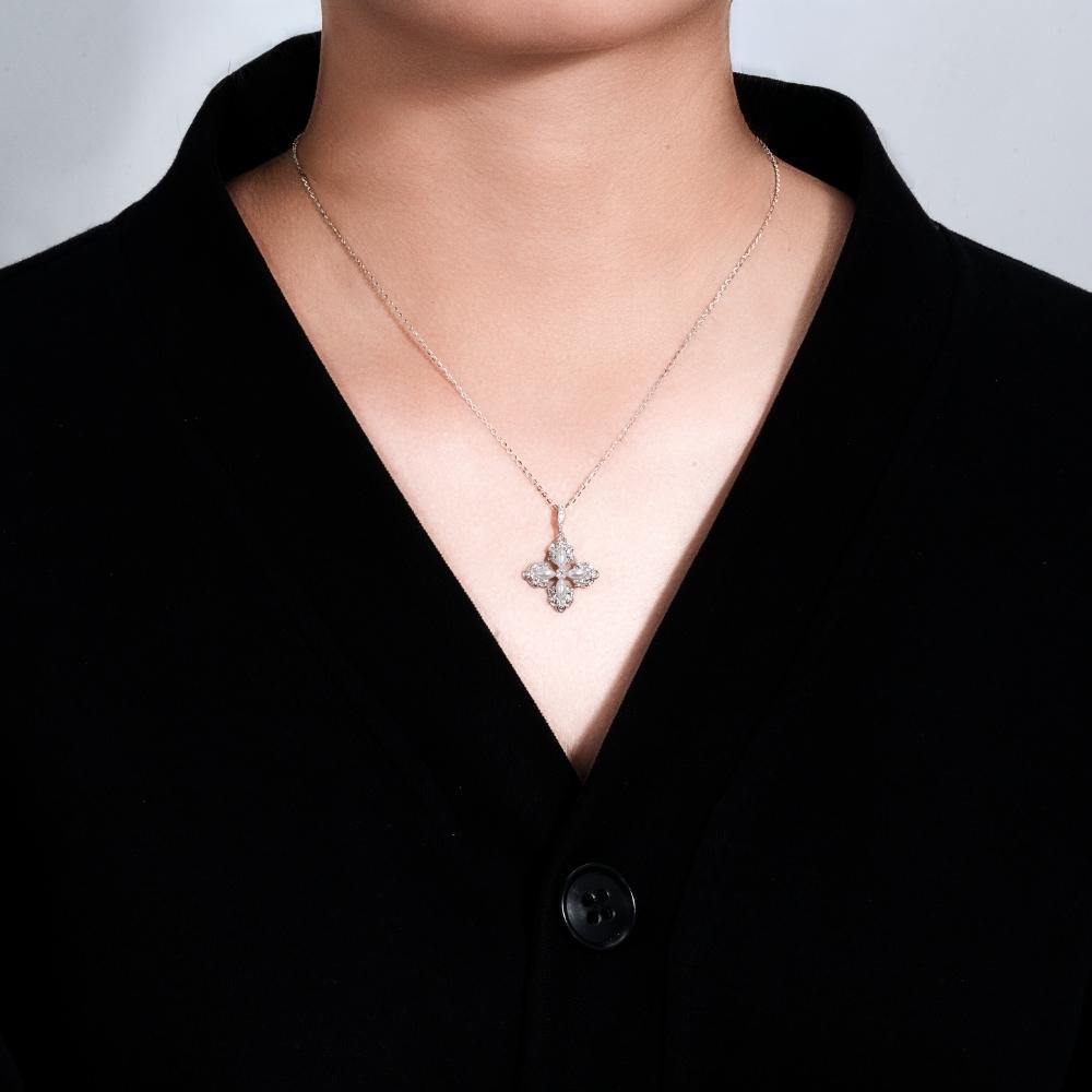 Dây chuyền hoa năm cánh – chế tác bằng bạc sterling với Triple Shield™