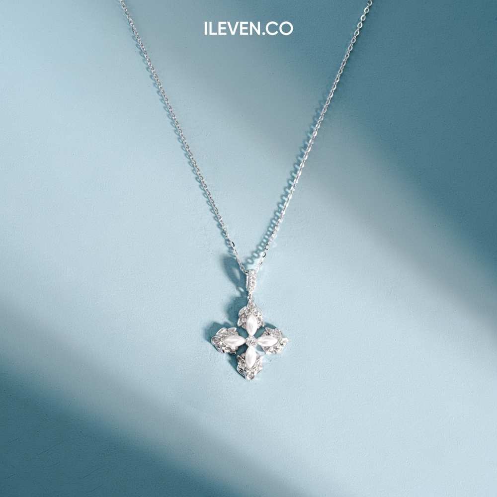 Dây chuyền hoa năm cánh – chế tác bằng bạc sterling với Triple Shield™