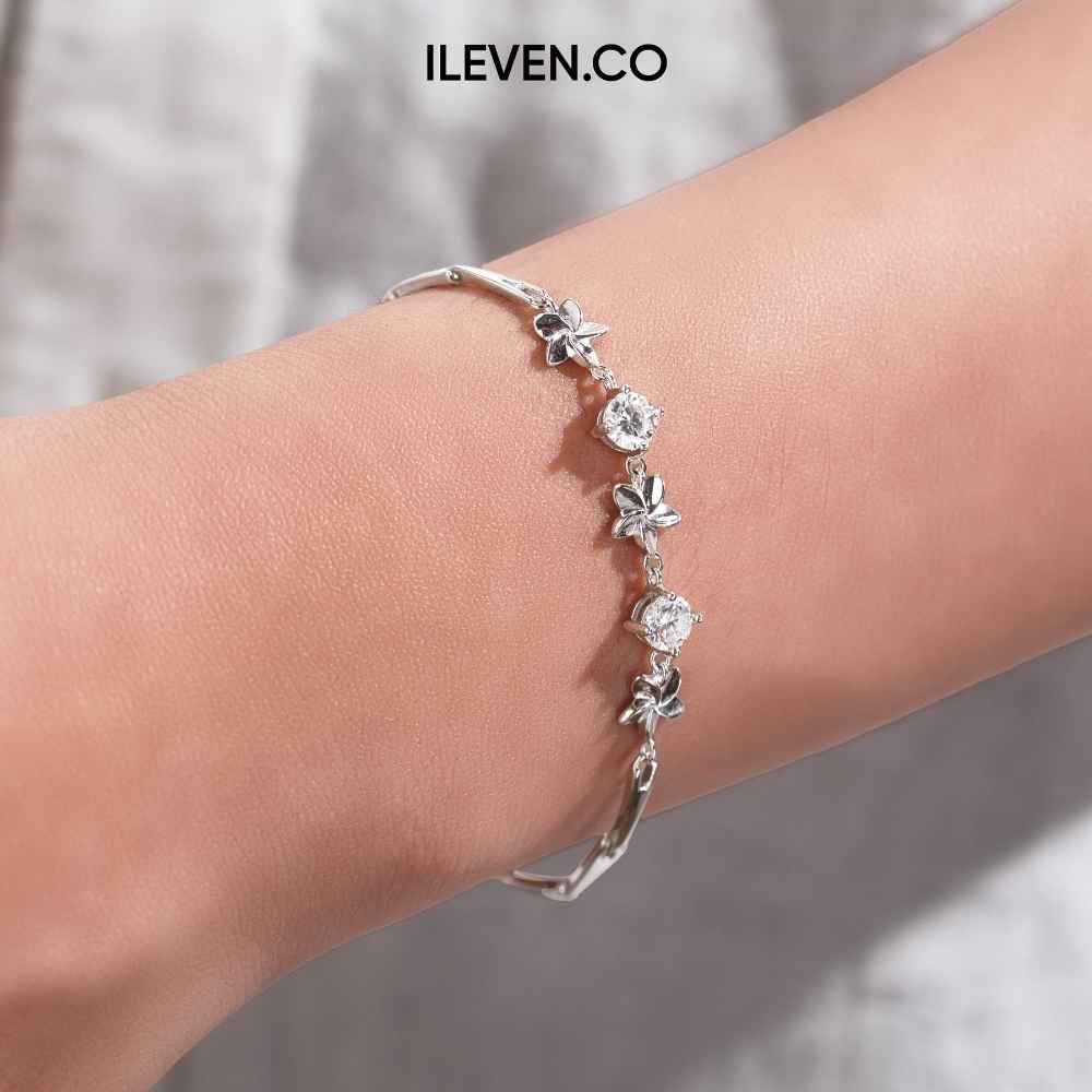 FLEUR CHAIN BRACELET –  CRAFTED IN STERLING SILVER WITH TRIPLESHIELD™