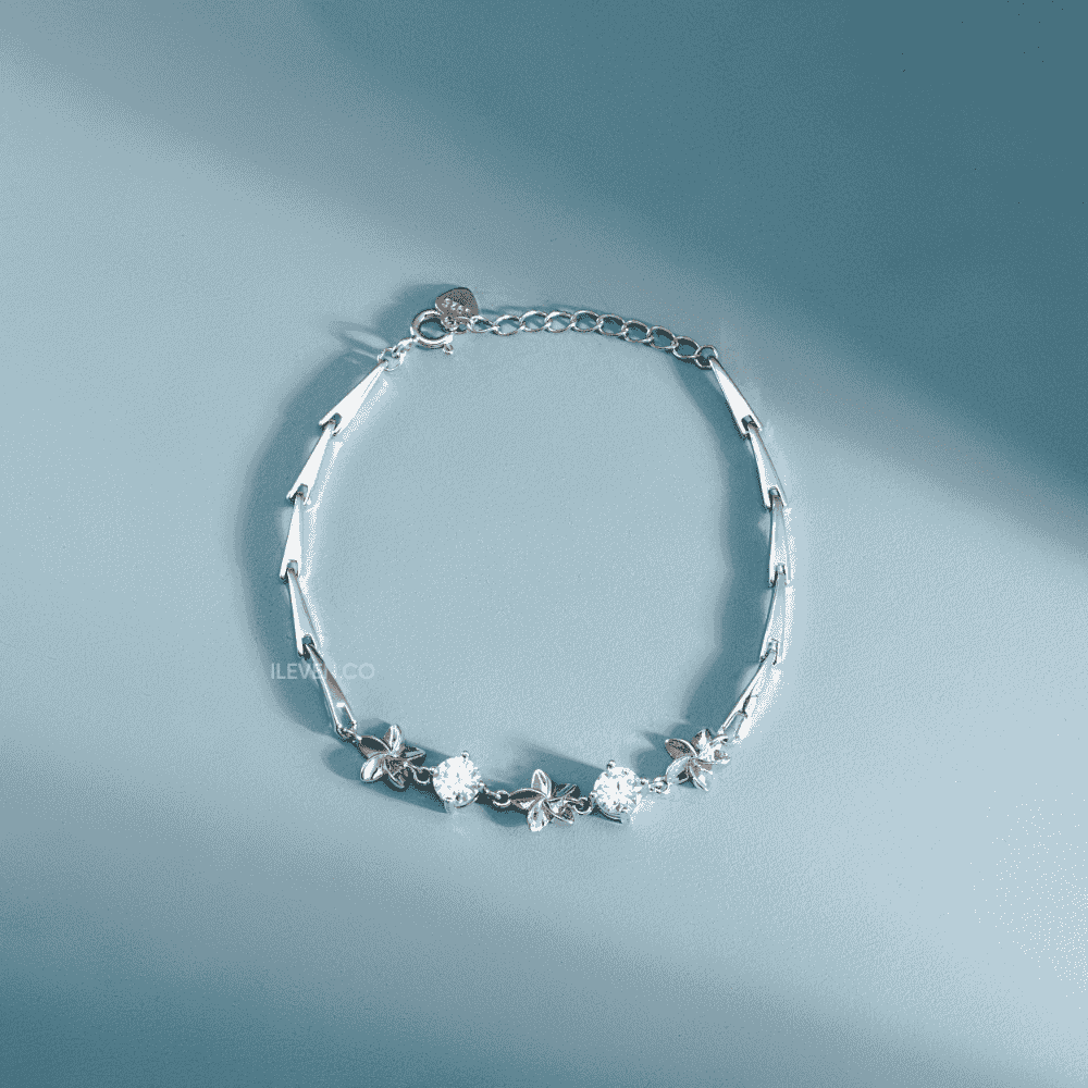 FLEUR CHAIN BRACELET –  CRAFTED IN STERLING SILVER WITH TRIPLESHIELD™