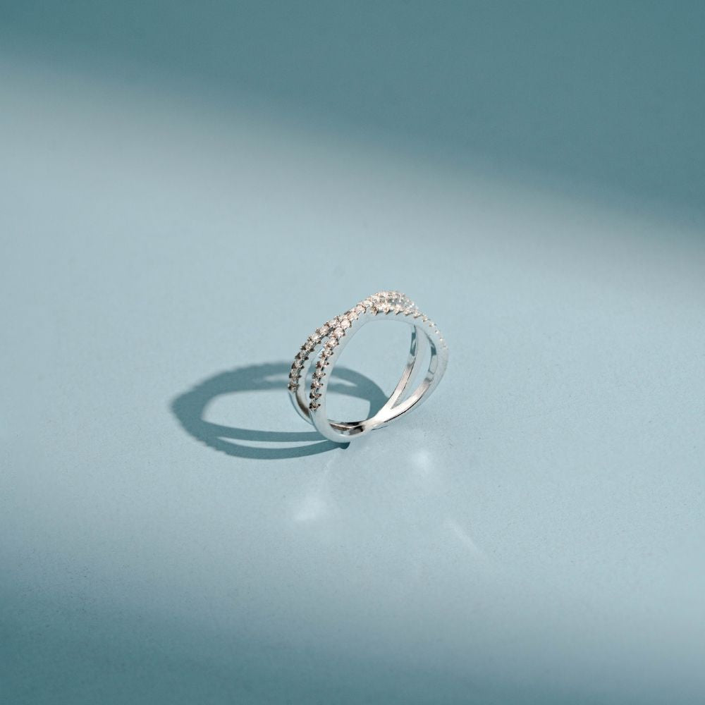 LUMINOUS CROSS RING – CRAFTED IN STERLING SILVER