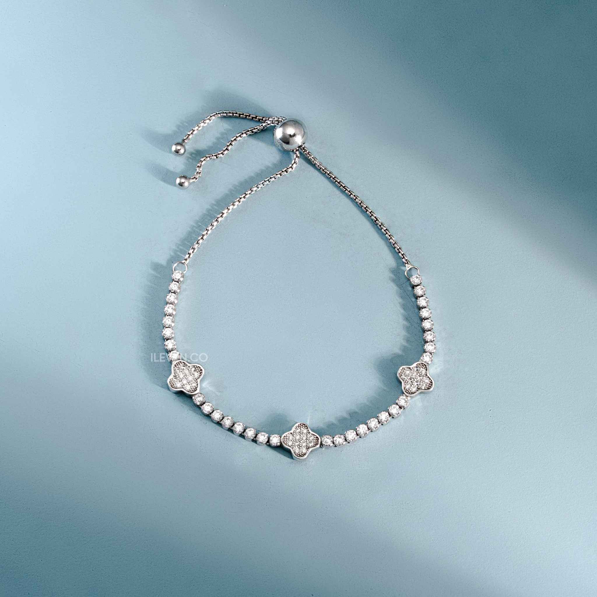 VÒNG TAY FOUR GRACE - ĐƯỢC CHẾ TẠO BẠC STERLING VỚI TRIPLESHIELD™