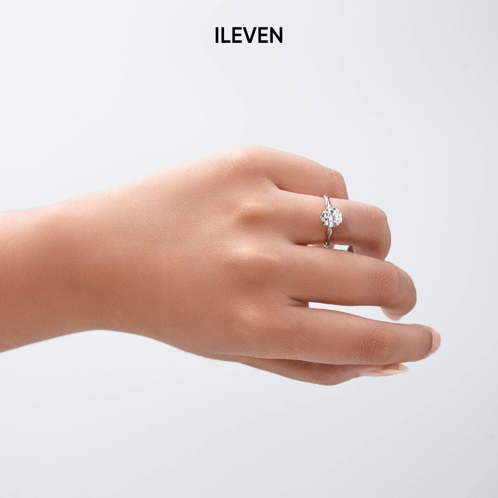 WILLOW GLEAM RING – CRAFTED IN STERLING SILVER