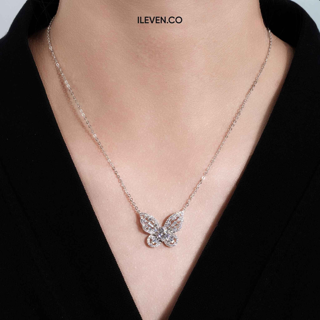 DÂY CHUYỀN BƯỚM CELESTIA – ĐƯỢC CHẾ TẠO BẠC STERLING VỚI TRIPLESHIELD™