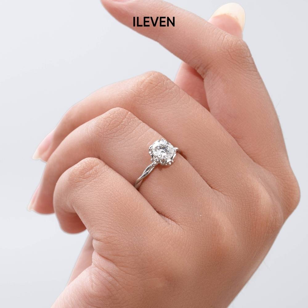 WILLOW GLEAM RING – CRAFTED IN STERLING SILVER
