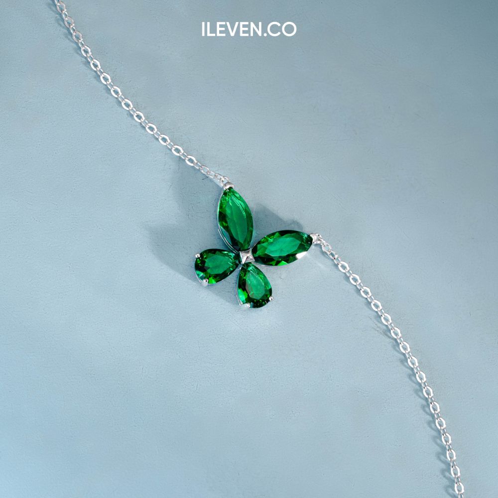 Dây chuyền bướm xanh lá cây rực rỡ – chế tác bằng bạc sterling với Triple Shield™