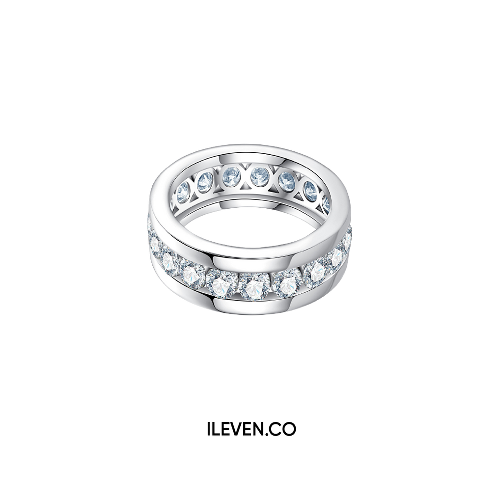 ETERNA BAND MOISSANITE RING – CRAFTED IN STERLING SILVER WITH ETERNAGOLD™