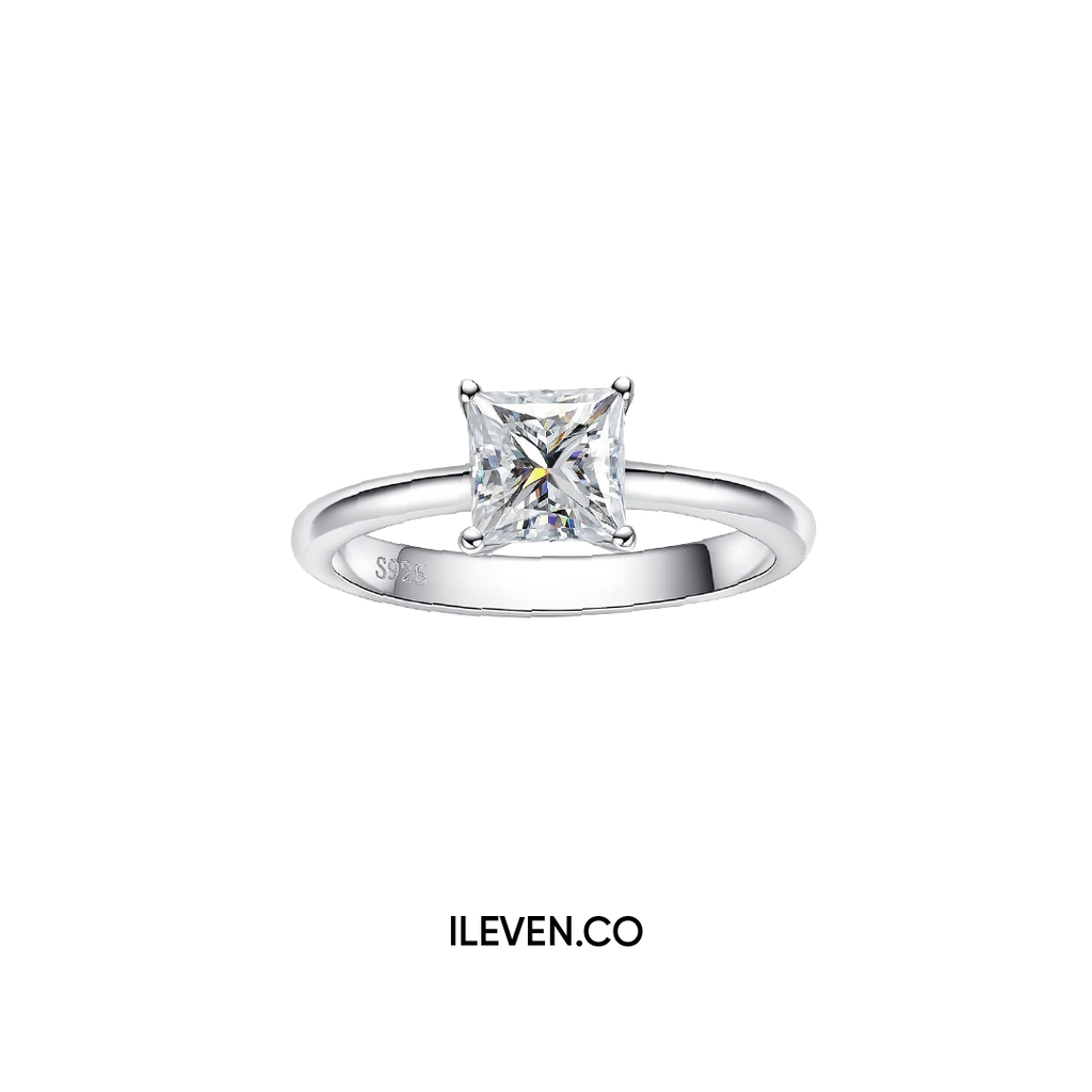 PRINCESS CUT SOLITAIRE RING – CRAFTED IN STERLING SILVER WITH ETERNAGOLD™