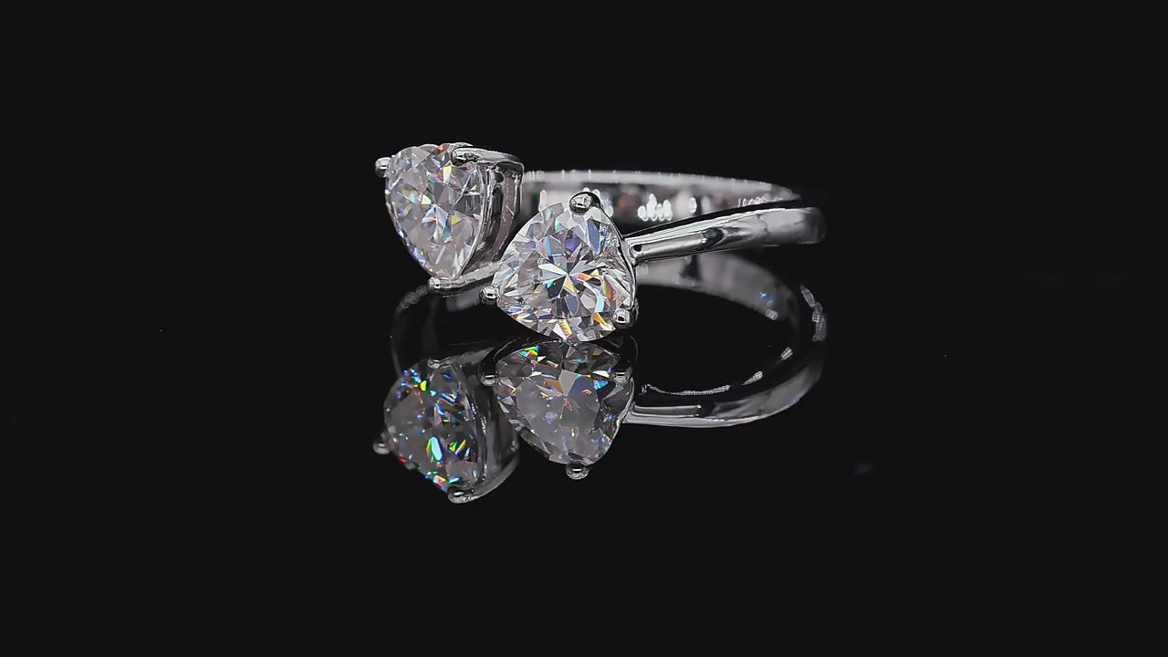 NHẪN HEART DUO MOISSANITE – ĐƯỢC CHẾ TẠO BẠC STERLING VỚI ETERNAGOLD™
